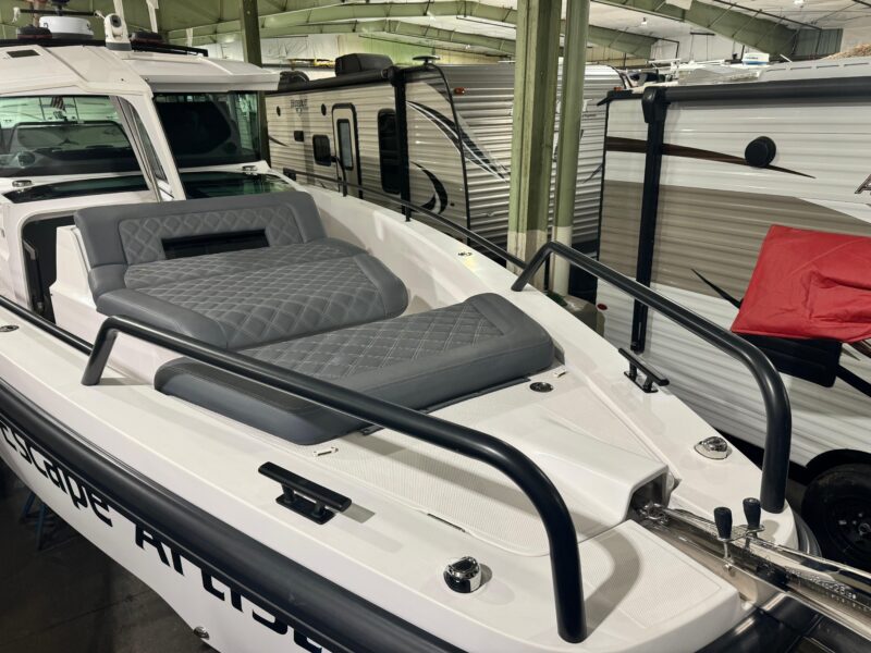 2020 Axopar 37 XC Cross Cabin