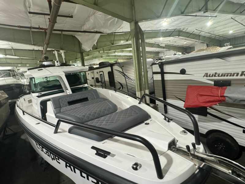 2020 Axopar 37 XC Cross Cabin