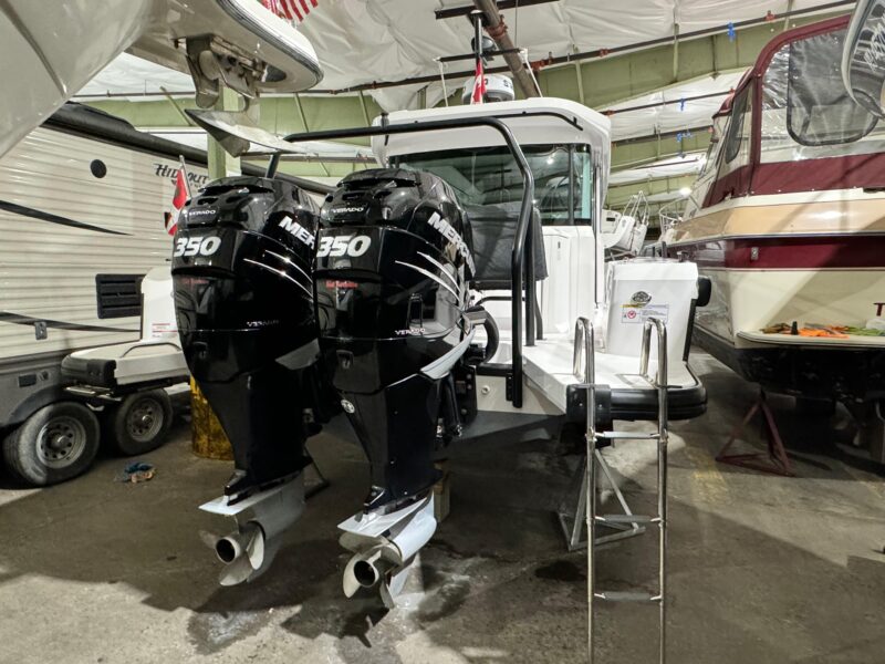 2020 Axopar 37 XC Cross Cabin