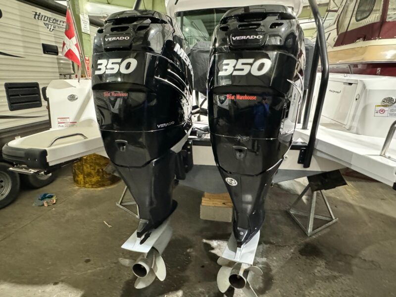 2020 Axopar 37 XC Cross Cabin