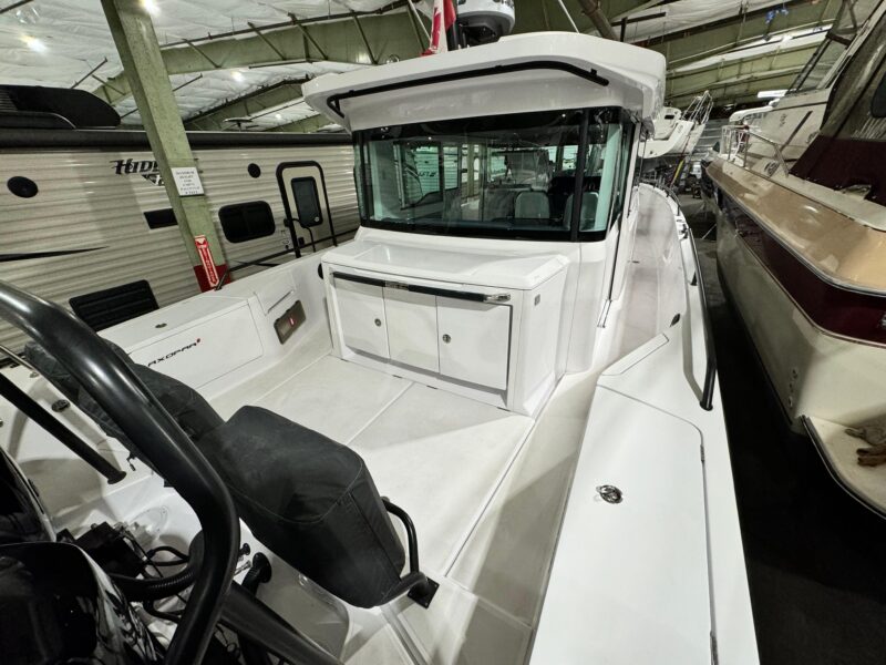 2020 Axopar 37 XC Cross Cabin