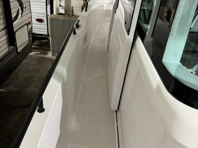 2020 Axopar 37 XC Cross Cabin