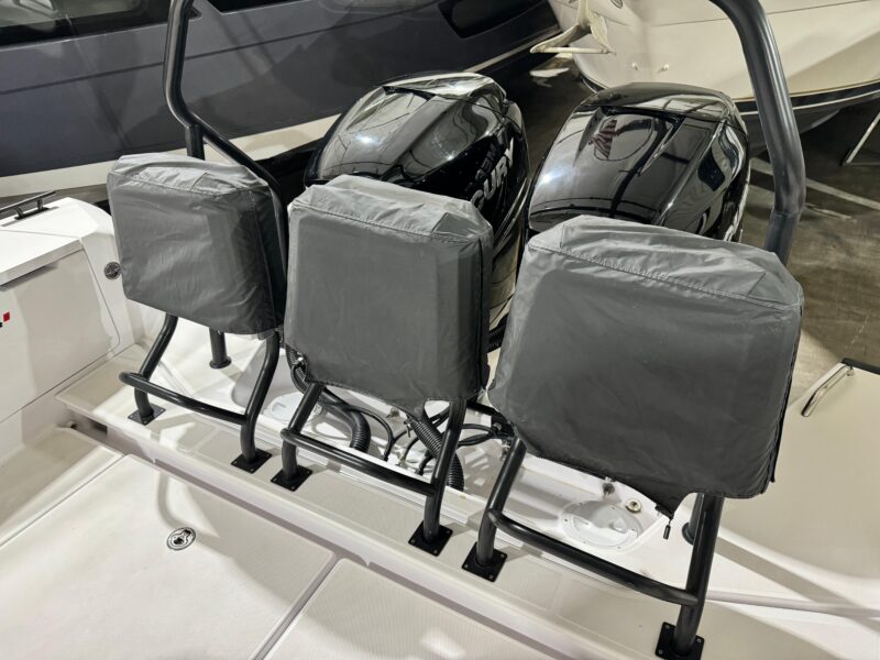 2020 Axopar 37 XC Cross Cabin