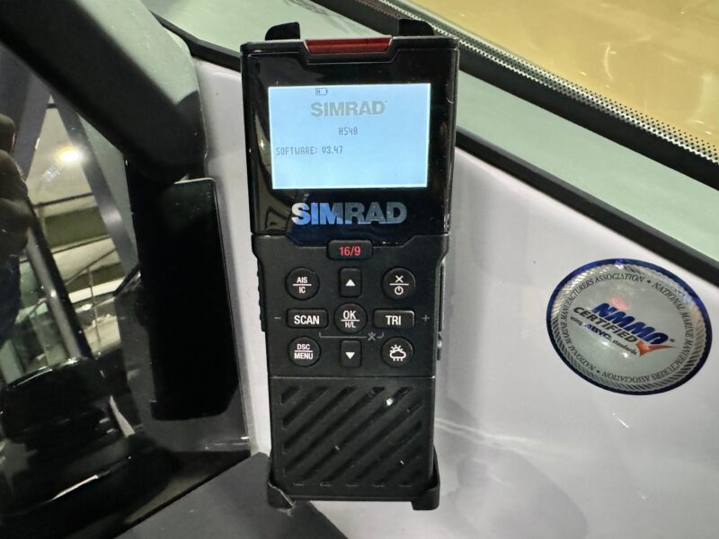 2020 Axopar 37 XC Cross Cabin