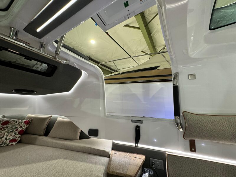 2020 Axopar 37 XC Cross Cabin