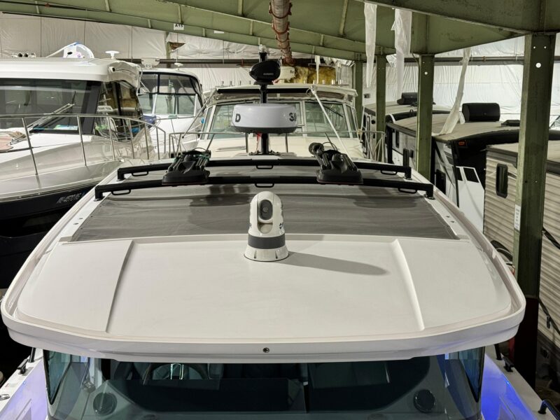 2020 Axopar 37 XC Cross Cabin