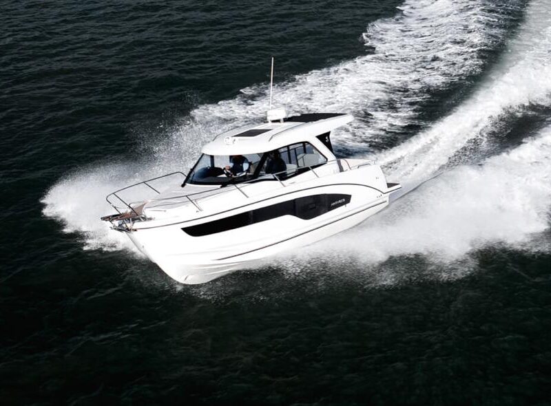 2026 Beneteau Antares 9
