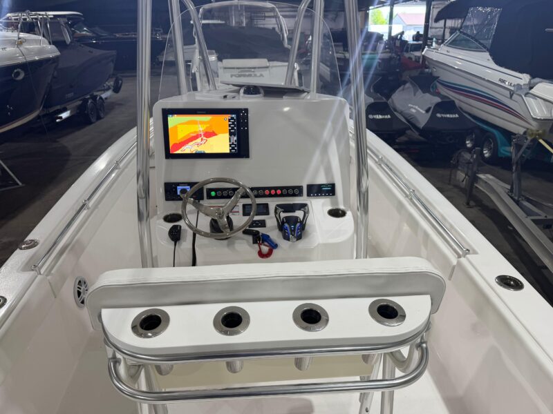 2025 Contender 24 Sport