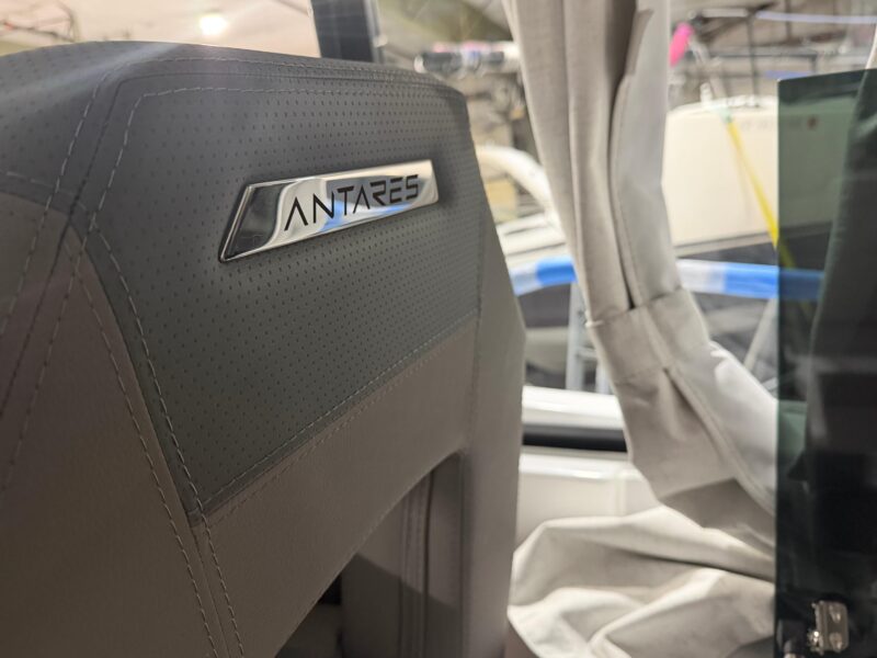 2026 Beneteau Antares 11 Coupe