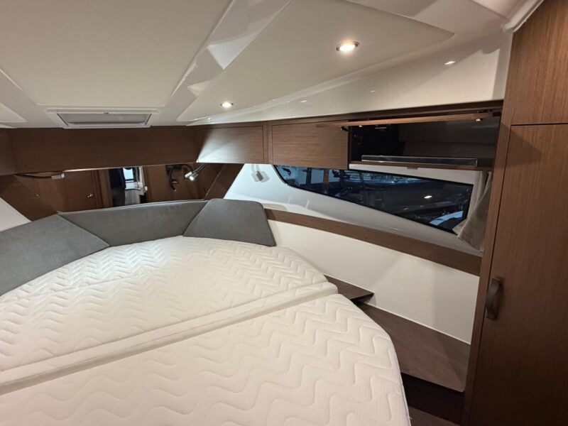 2026 Beneteau Antares 11 Coupe