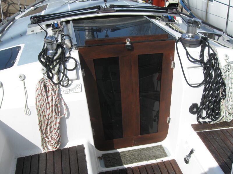 1995 Hunter 35.5