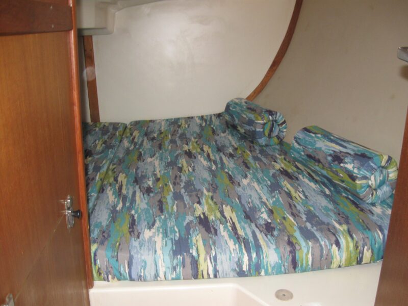 1995 Hunter 35.5