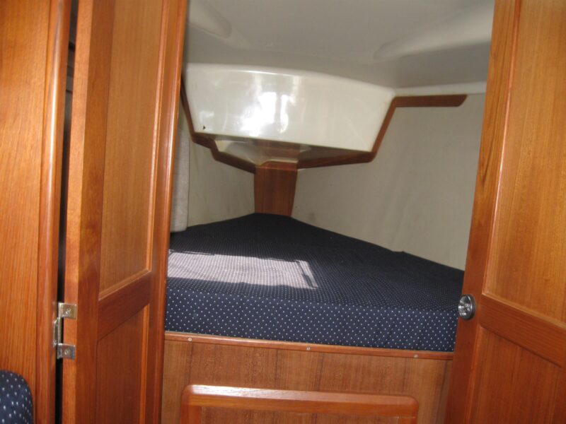 1995 Hunter 35.5