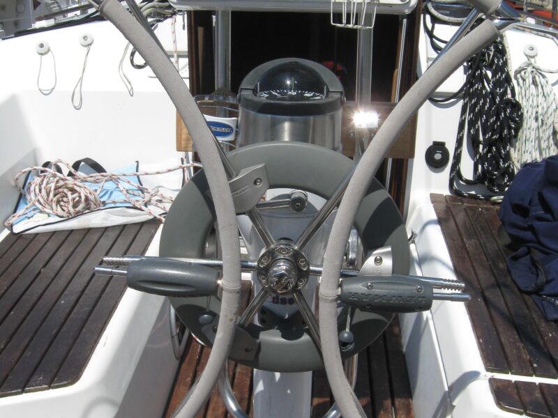 1995 Hunter 35.5