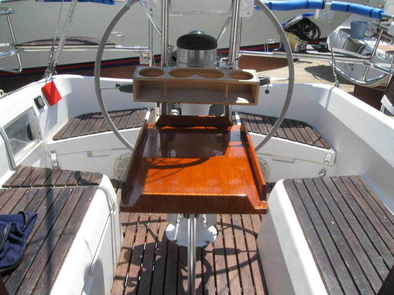 1995 Hunter 35.5