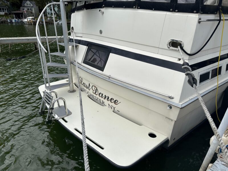 1987 Viking Boats 44 Motor Yacht
