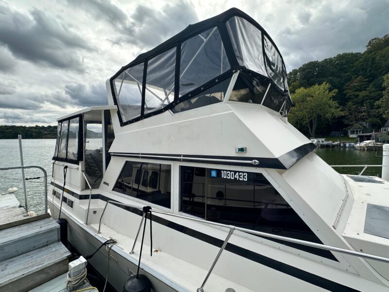 1987 Viking Boats 44 Motor Yacht