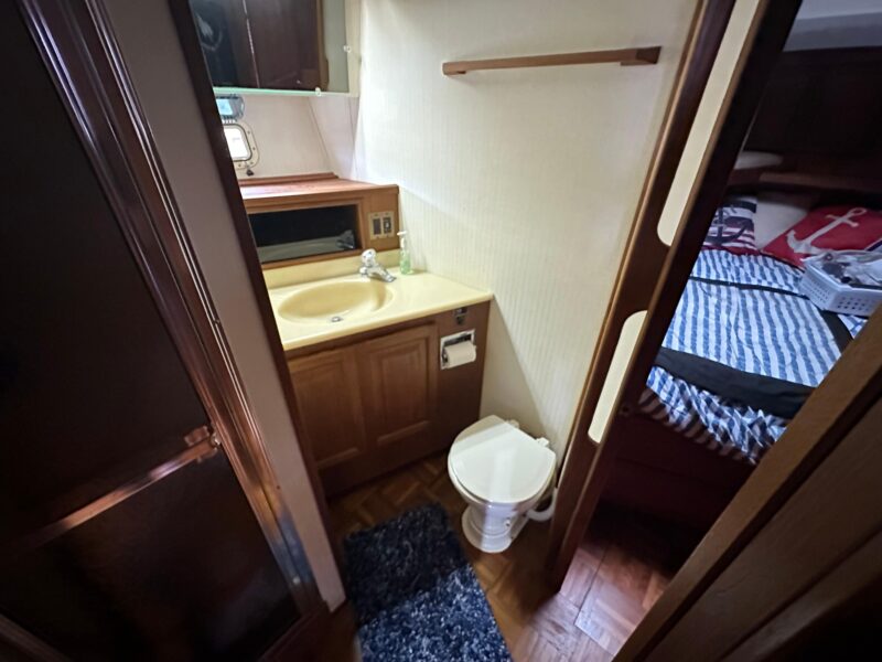 1987 Viking Boats 44 Motor Yacht