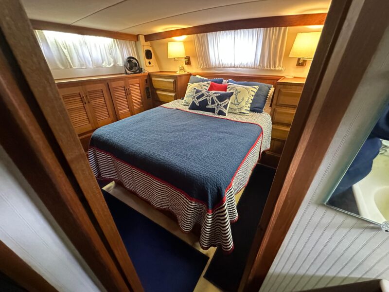 1987 Viking Boats 44 Motor Yacht
