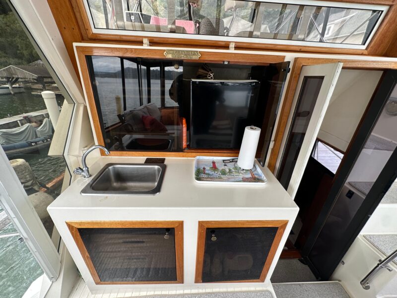 1987 Viking Boats 44 Motor Yacht