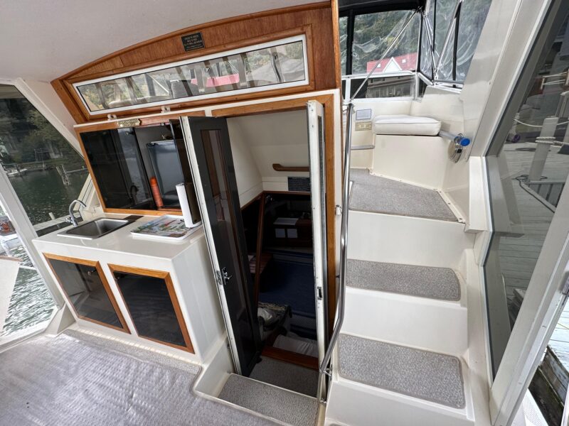 1987 Viking Boats 44 Motor Yacht