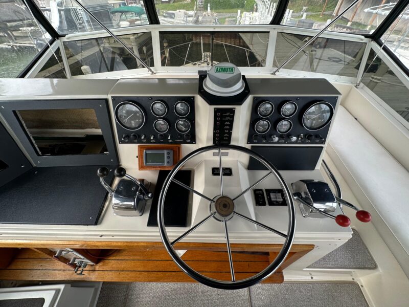 1987 Viking Boats 44 Motor Yacht