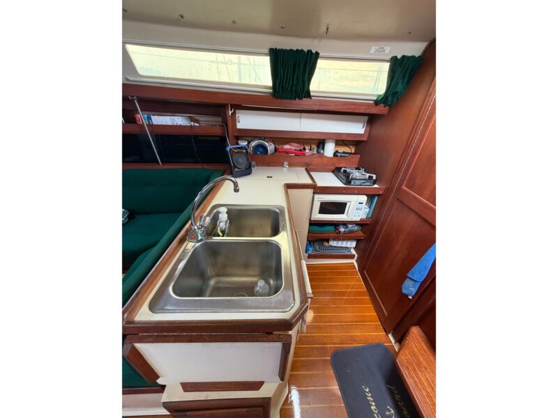 1987 Catalina 34
