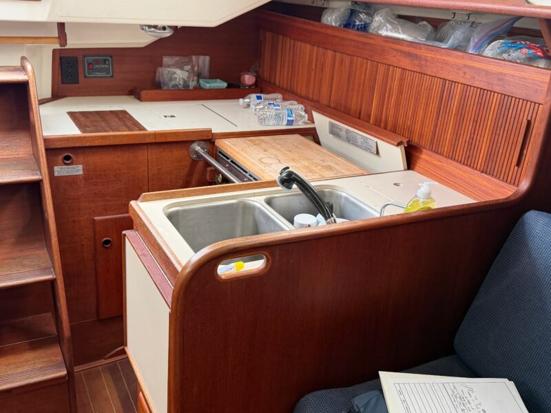 1990 Sabre 34 MK II