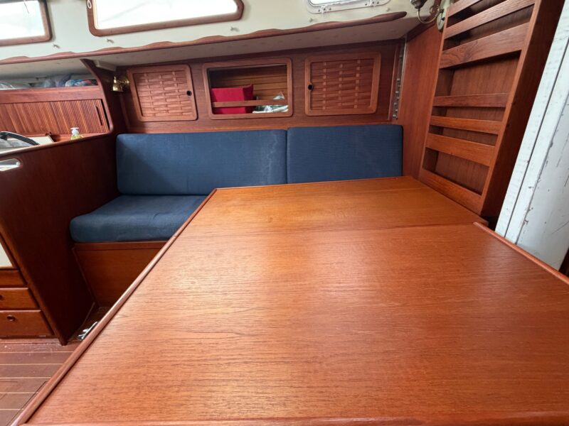 1990 Sabre 34 MK II