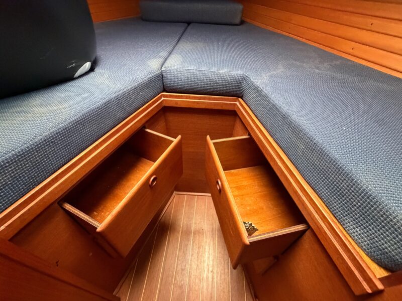 1990 Sabre 34 MK II