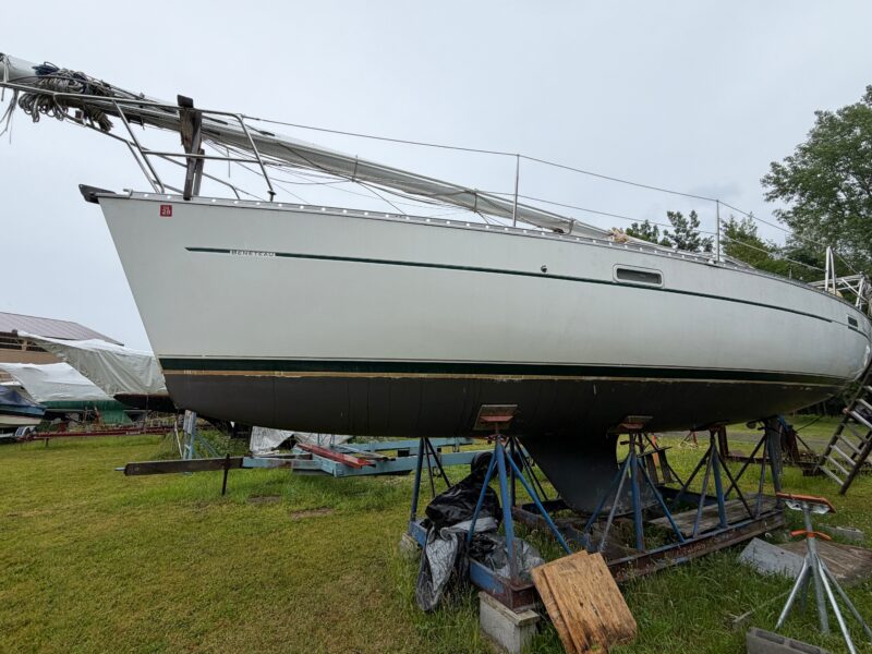 2001 Beneteau 331
