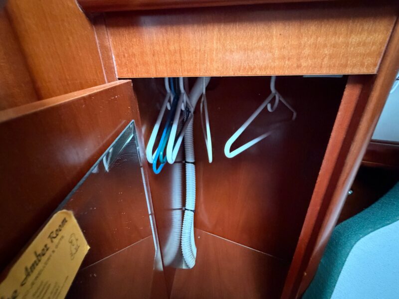 2001 Beneteau 331