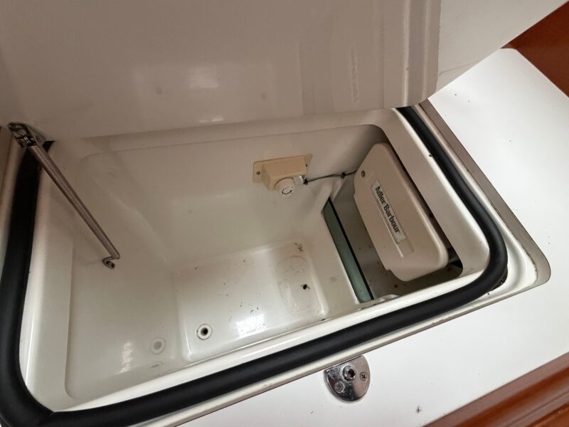 2001 Beneteau 331