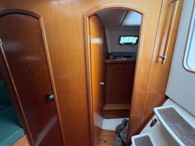 2001 Beneteau 331