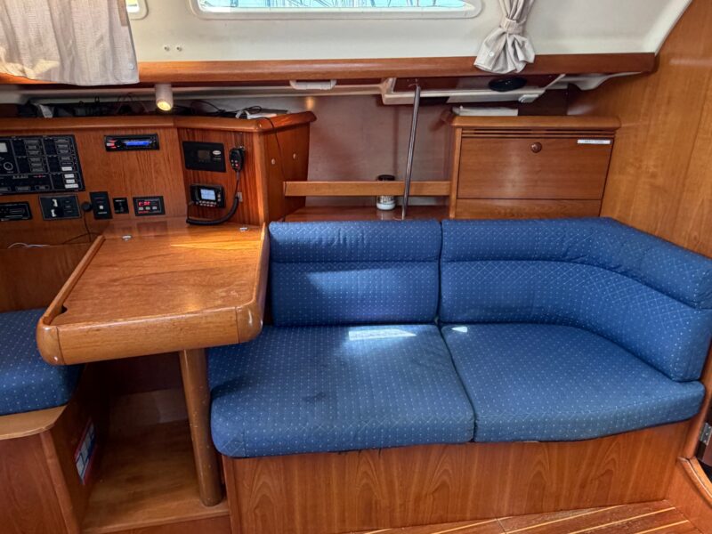 2003 Jeanneau Sun Fast 37