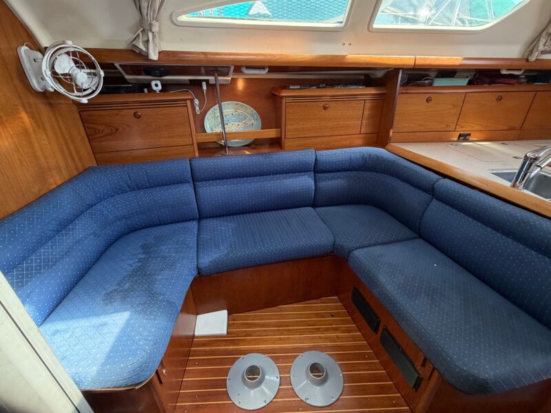 2003 Jeanneau Sun Fast 37
