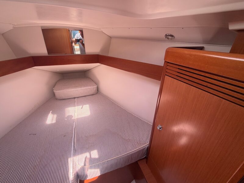 2009 Beneteau Oceanis 31