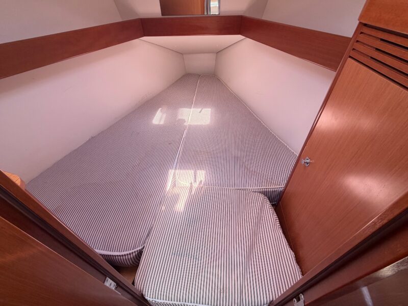 2009 Beneteau Oceanis 31