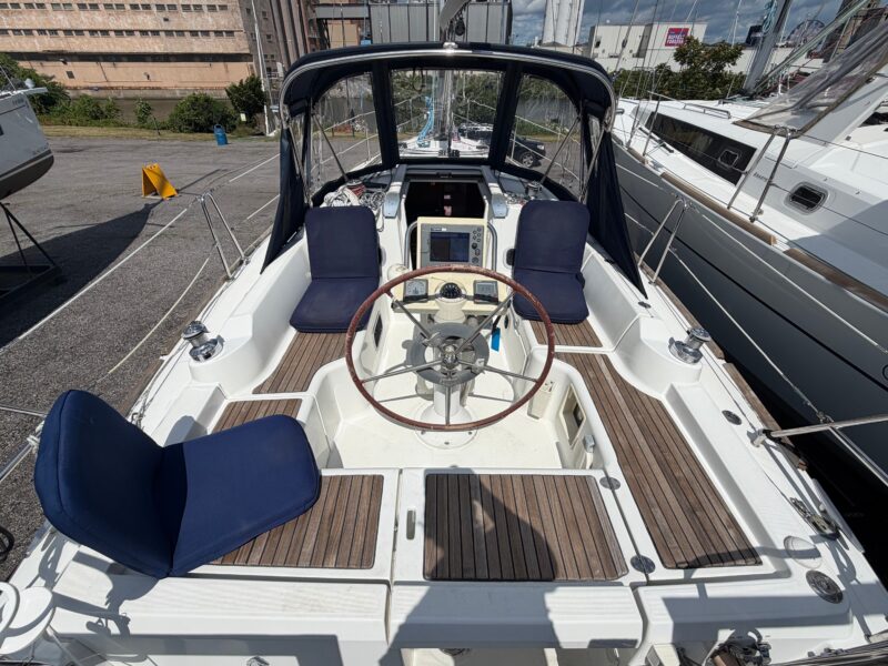 2009 Beneteau Oceanis 31