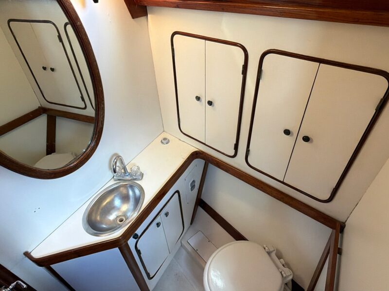 1982 Gulfstar 44