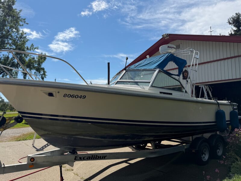 1986 Limestone 24 Runabout