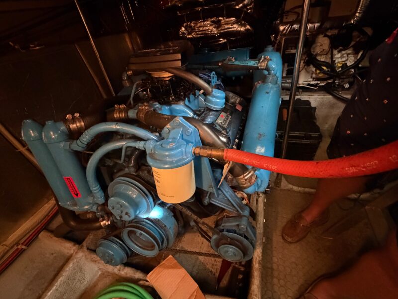 1990 Silverton 41 Aft Cabin