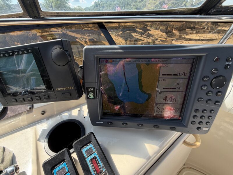 1990 Silverton 41 Aft Cabin