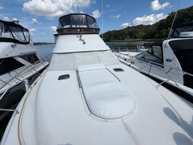1990 Silverton 41 Aft Cabin