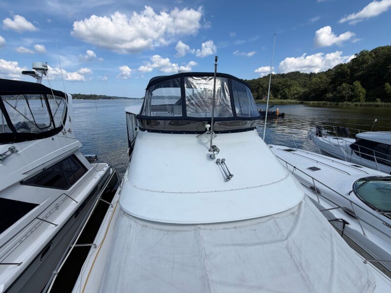 1990 Silverton 41 Aft Cabin