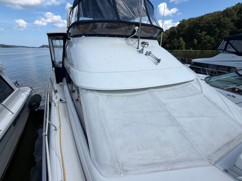 1990 Silverton 41 Aft Cabin