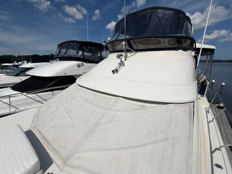 1990 Silverton 41 Aft Cabin
