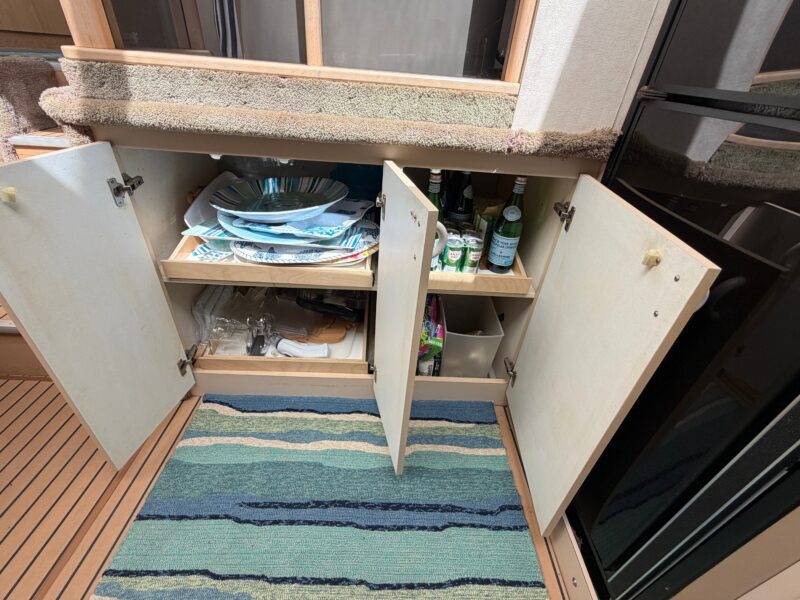 1990 Silverton 41 Aft Cabin