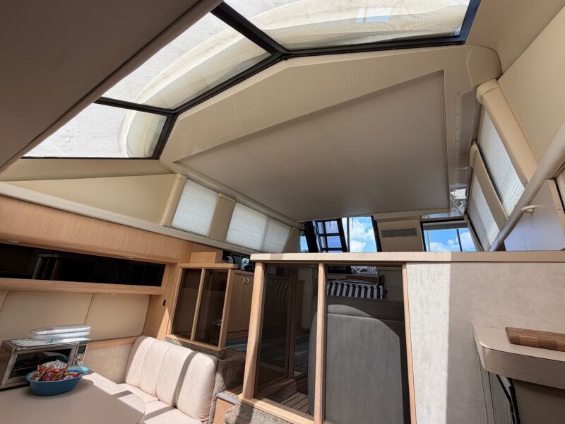 1990 Silverton 41 Aft Cabin