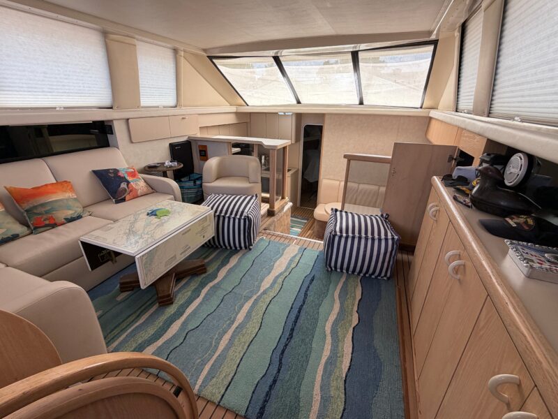 1990 Silverton 41 Aft Cabin